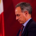 López-Gatell recibe oxígeno a 5 días de contraer Covid-19