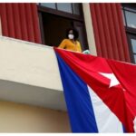 AMLO pide reflexionar a quienes se oponen a retirar el bloqueo a Cuba