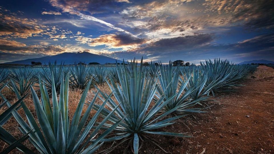 Para reactivar viajes, SECTUR va a España por los turistas con Pueblos Mágicos