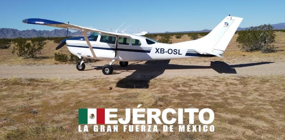 Ejército asegura aeronave con presuntas drogas en el estado de Sonora thumbnail