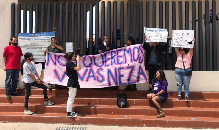 Conceden suspensión a Roxana, joven que mató a su violador thumbnail