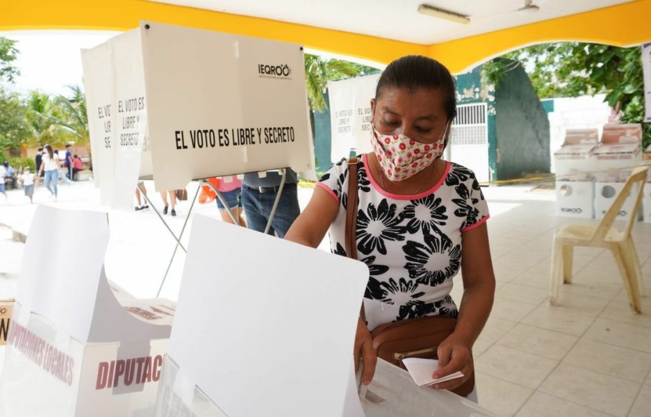 Realizan consulta sobre concesión de agua potable en Quintana Roo thumbnail