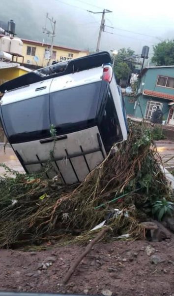 Se registran fuertes lluvias en Chínipas; crece el caudal de ríos y arroyos
