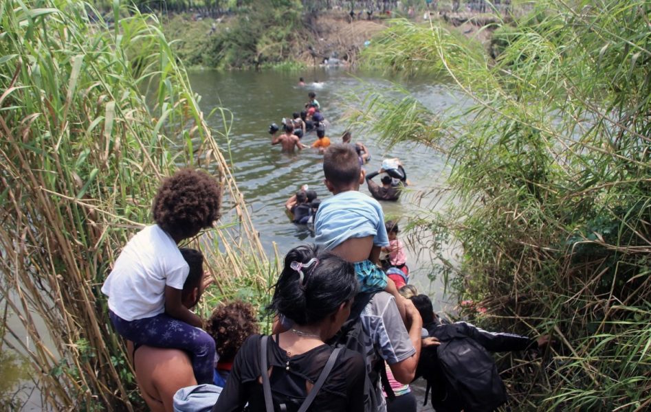 Cobran «polleros» a migrantes hasta 8 mil dólares para cruzar la frontera thumbnail