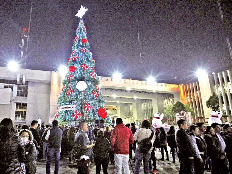 Perfila Corte acotar adornos navideños; plantea no usar recursos públicos para ello thumbnail