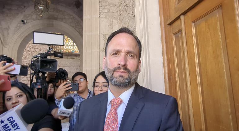 Sin pretexto, en 90 días deben modernizarse los camiones: De la Peña