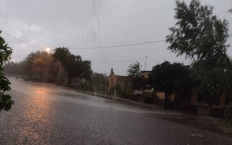 Azota fuerte tromba en el municipio de Jiménez