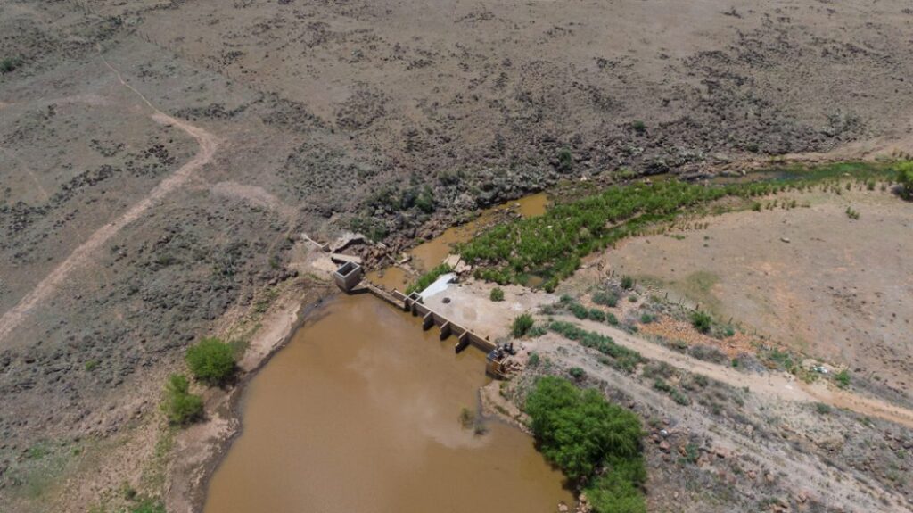 Llaman a detener extracción ilegal del agua en Chihuahua thumbnail
