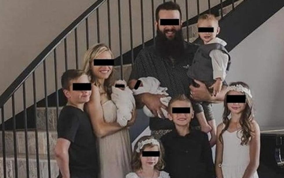 Mackenzie, la niña que caminó 14 kilómetros herida de bala y con los pies llagados