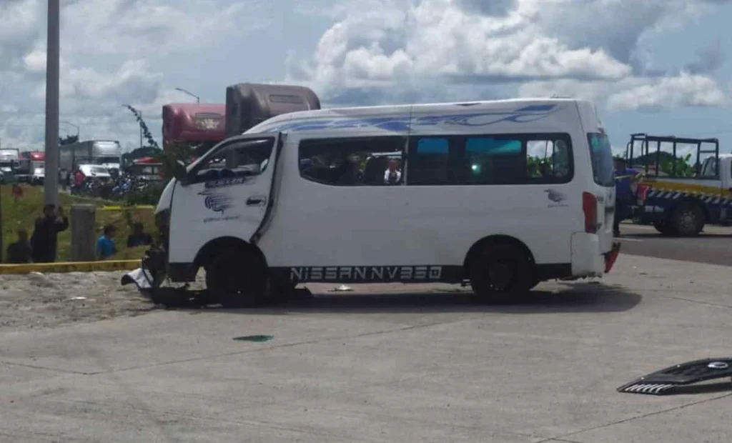 Mujer graba el momento en que fue atropellada en Cancún, Quintana Roo thumbnail