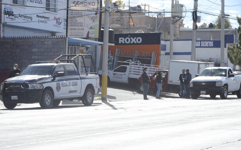 Roban 50 mil pesos de un camión repartidor de carne