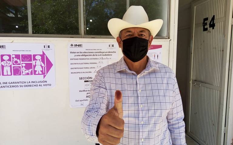 Vota el candidato del PRI, a la alcaldía de Jiménez