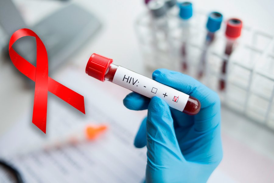 Diagnostician,Holding,In,Hand,A,Positive,Hiv,Test. thumbnail
