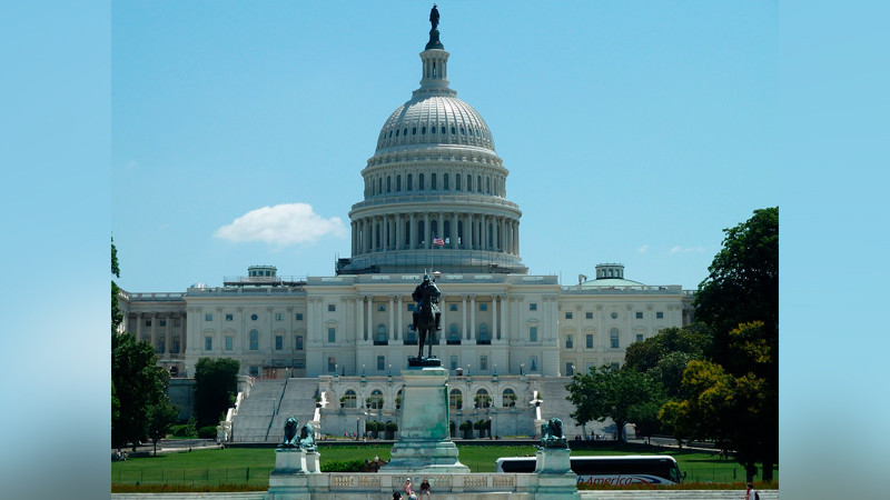 Agentes del Capitolio de EEUU entrenan con inteligencia artificial