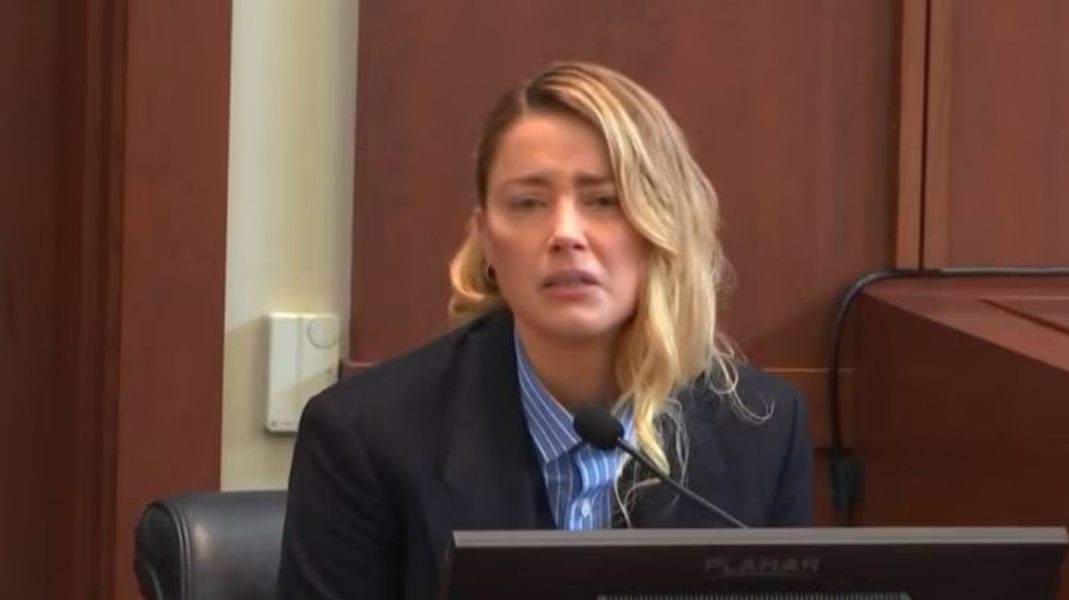 Amber Heard vs. Johnny Depp: Estas son las fotos que mostró del actor inconsciente
