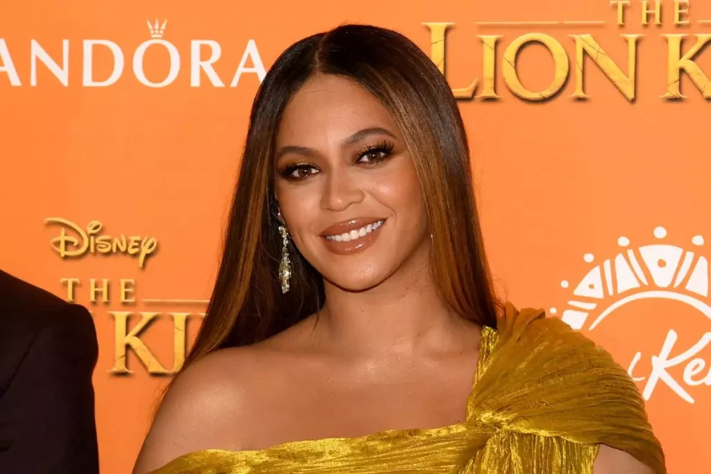 Beyoncé revela que, antes de ser cantante, su primer trabajo fue barrendera thumbnail