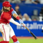 Bo Bichette pega jonrón e impulsa a Azulejos sobre Rays