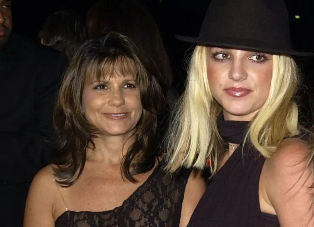 Britney Spears cuenta cómo fue el reencuentro con su mamá tras años alejadas thumbnail