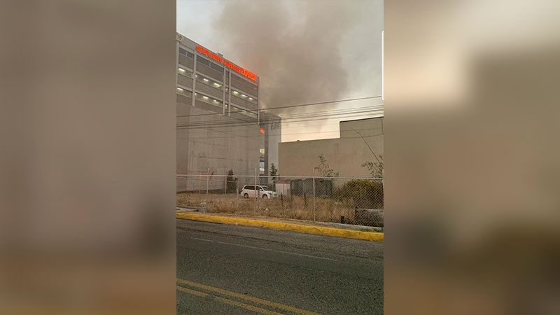 Carlos Torres Piña asegura que los incendios en los bares de Morelia ya han sido controlados