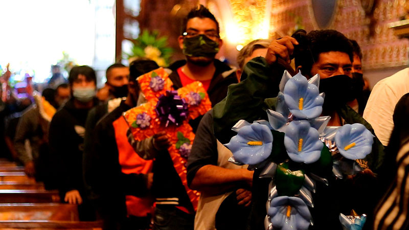 Católicos celebran el Día de la Santa Cruz, este 3 de mayo