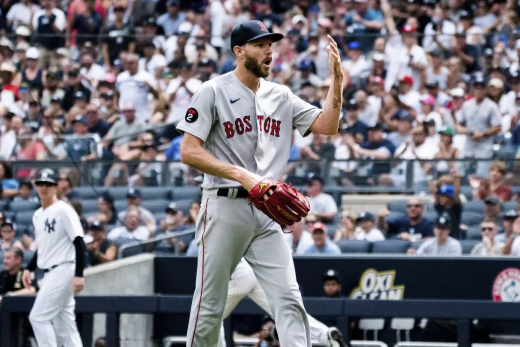 Chris Sale es operado por una fractura en el dedo meñique thumbnail