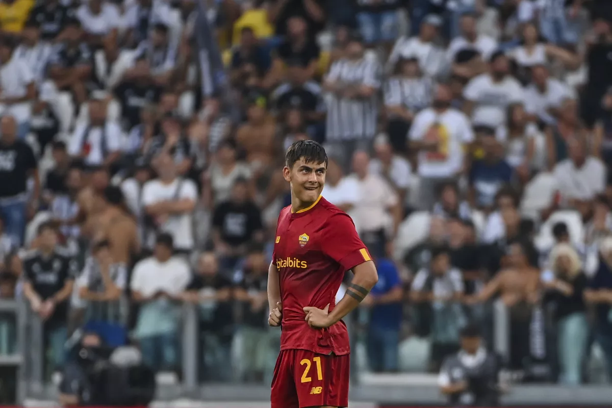 Dybala asiste en gol de empate de Roma contra Juventus
