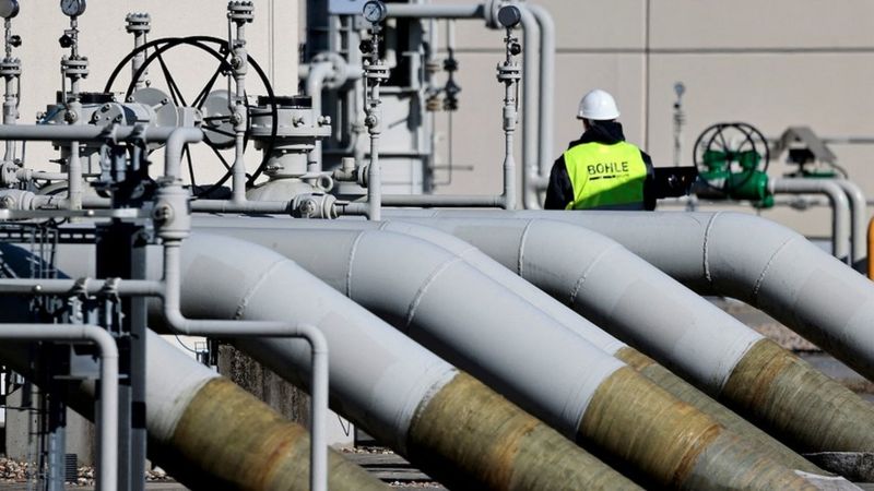 El precio del gas se dispara en Europa luego de que Rusia recortara los suministros a Alemania