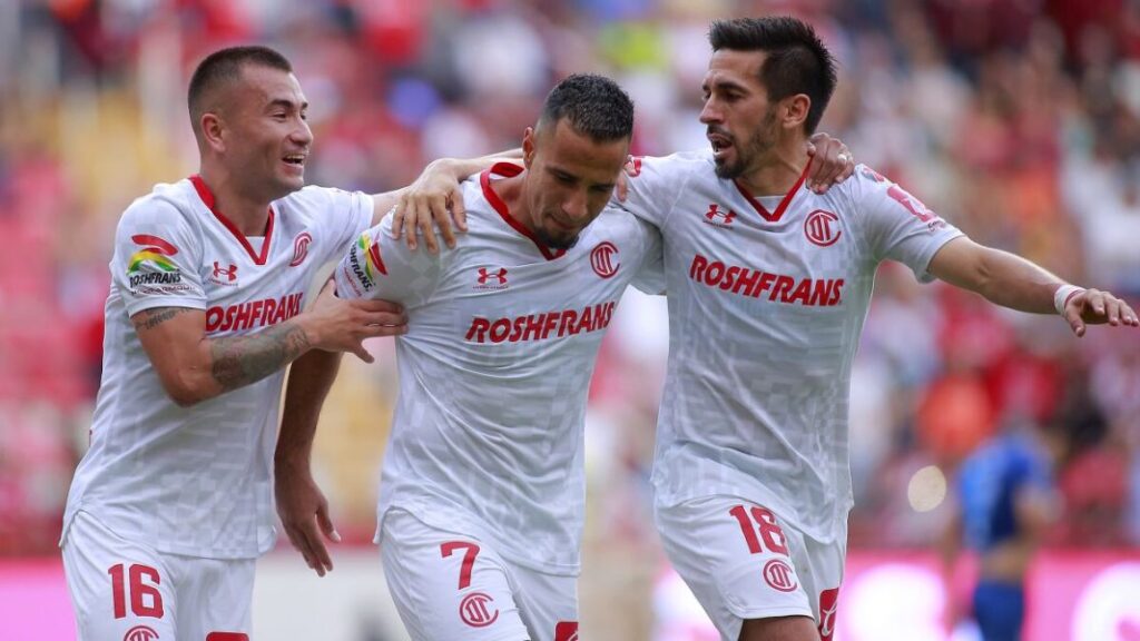 El uruguayo Leonardo Fernández guía triunfo del Toluca sobre el Necaxa thumbnail