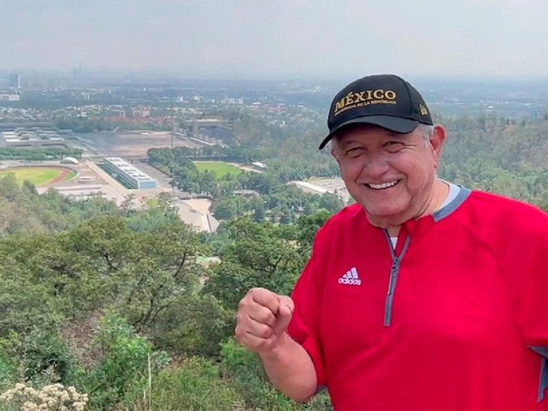 Faltó que tengo otros achaques, que ya estoy chocheando López Obrador al ironizar sobre hackeo thumbnail