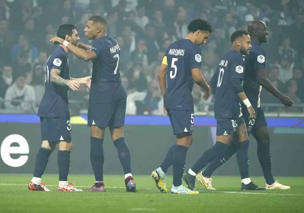 Francia y Mbappé suavizan disputa por derechos de imagen thumbnail