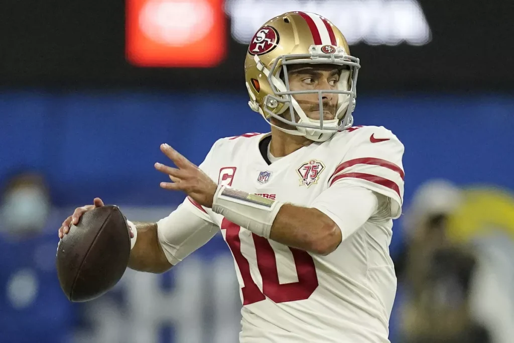 Garoppolo continúa con 49ers tras nuevo recorte de jugadores thumbnail