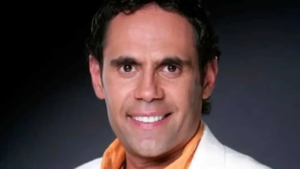Israel Jaitovich quedaría fuera Las Estrellas, en Televisa, tras 15 años thumbnail