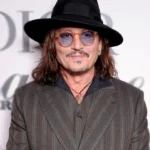 Johnny Depp dice que no necesita de Hollywood luego de ser ovacionado en Cannes