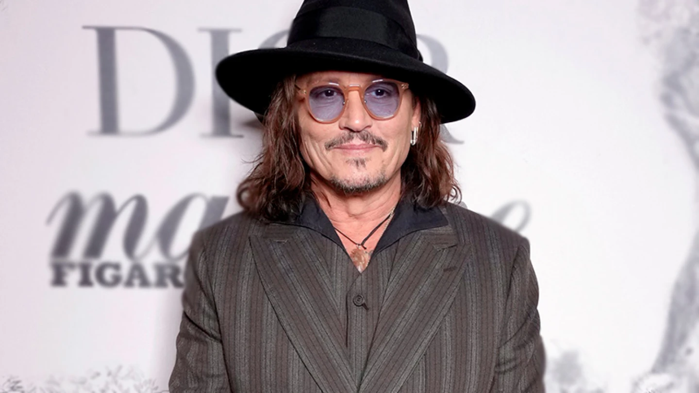 Johnny Depp dice que no necesita de Hollywood luego de ser ovacionado en Cannes