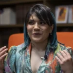 La gimnasta mexicana Alexa Moreno abre camino a jóvenes deportistas en libro