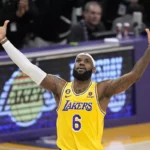 LeBron rebasa a Abdul-Jabbar como máximo anotador de NBA