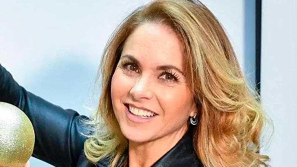 Lucero cumple 25 años de ayudar al Teletón thumbnail