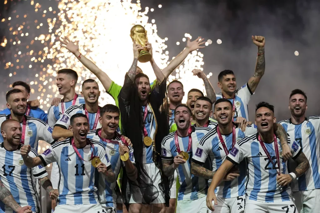 Messi y Argentina, campeones del mundo tras épica final thumbnail
