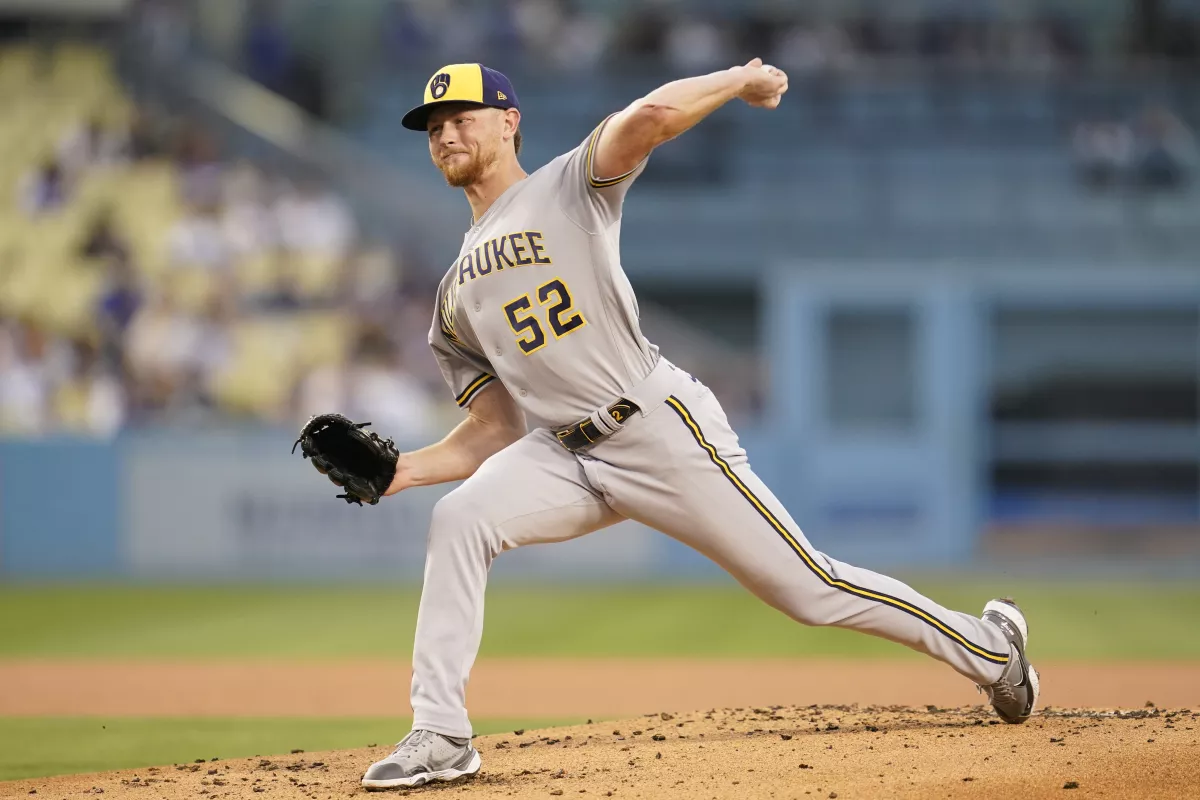 Milwaukee, 1ro en blanquear a Dodgers en su estadio este año