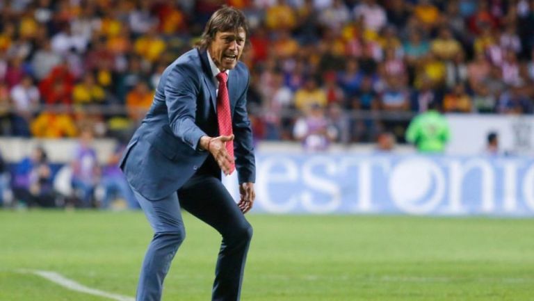 MATÍAS ALMEYDA DEFENDIÓ A LA LIGA MX: ‘PARTE DEL FUTBOL SUDAMERICANO VIVE DEL BALOMPIÉ MEXICANO’