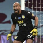 Pepe Reina, a punto de cumplir 40, firma con el Villarreal