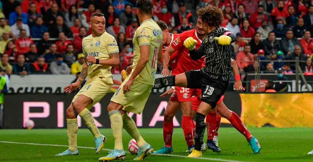 Qué necesita para avanzar Los osotes de Ochoa y Emilio Lara con los que Toluca sacó ventaja ante el América thumbnail