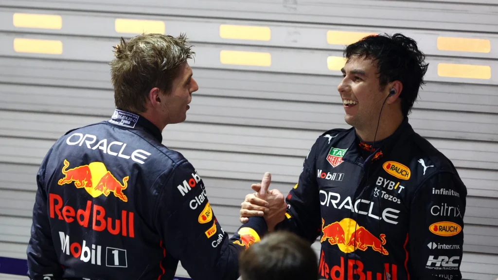 Red Bull toma una importante decisión con ‘Checo’ Pérez y Max Verstappen para ‘rematar’ a Ferrari thumbnail