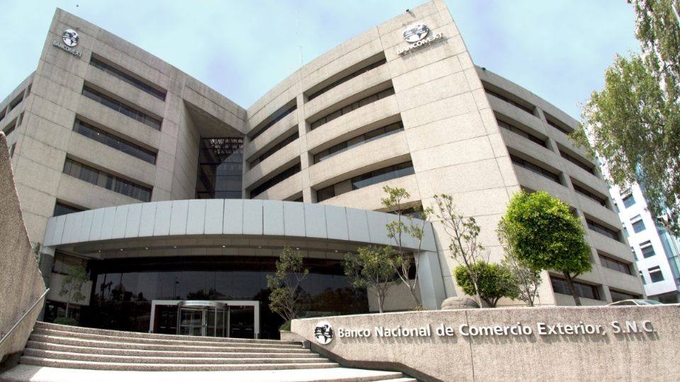 Renuevan Bancomext y Nafin líneas de crédito con CAF thumbnail