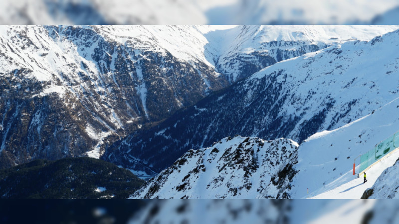 Rescatan ocho personas sepultadas por una avalancha en Austria thumbnail