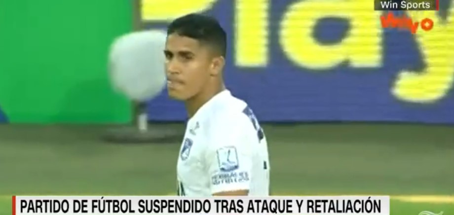 Suspenden partido de fútbol en Colombia tras agresión a un jugador en la cancha