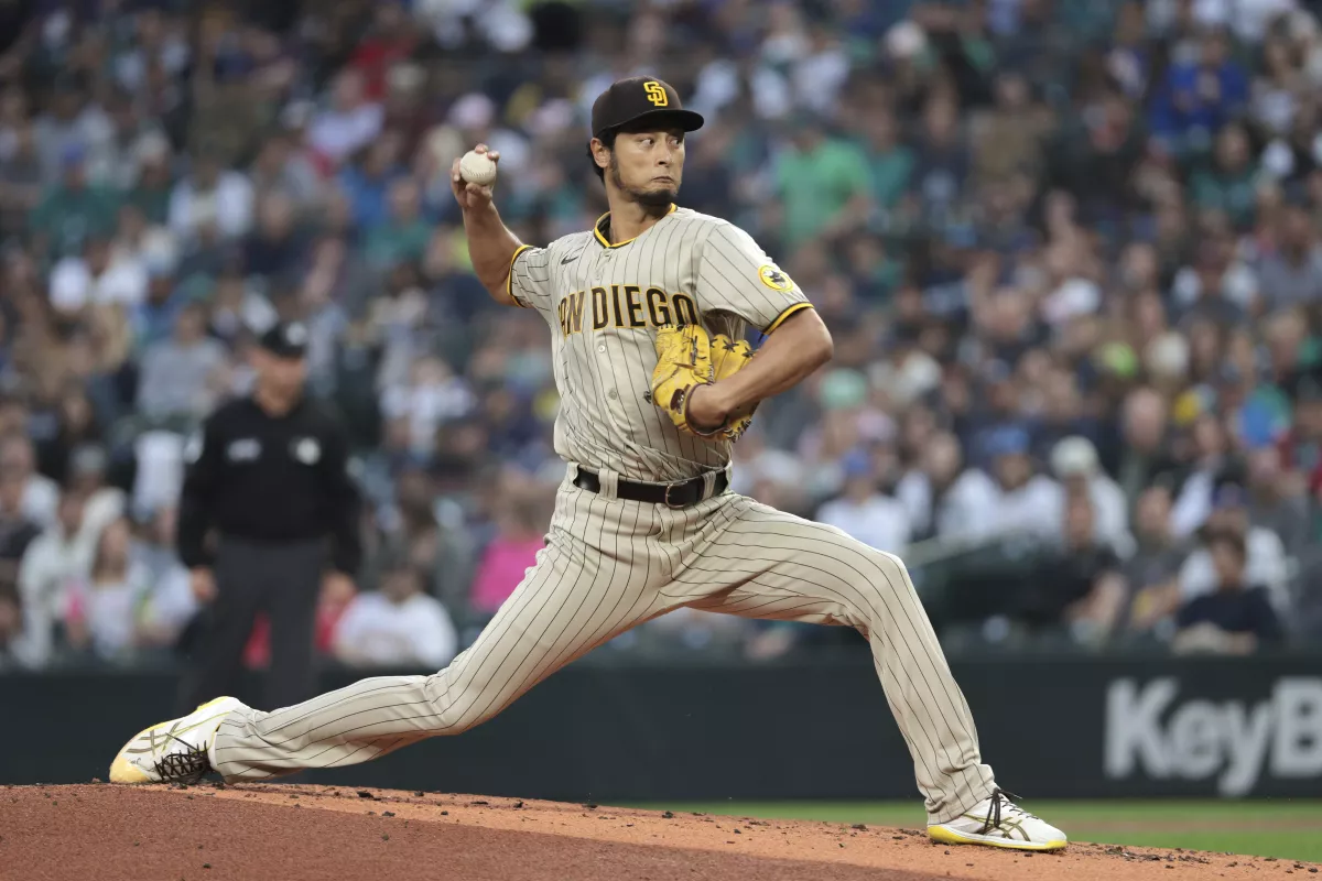 Yu Darvish domina 8 innings y Padres superan a Marineros 2-0