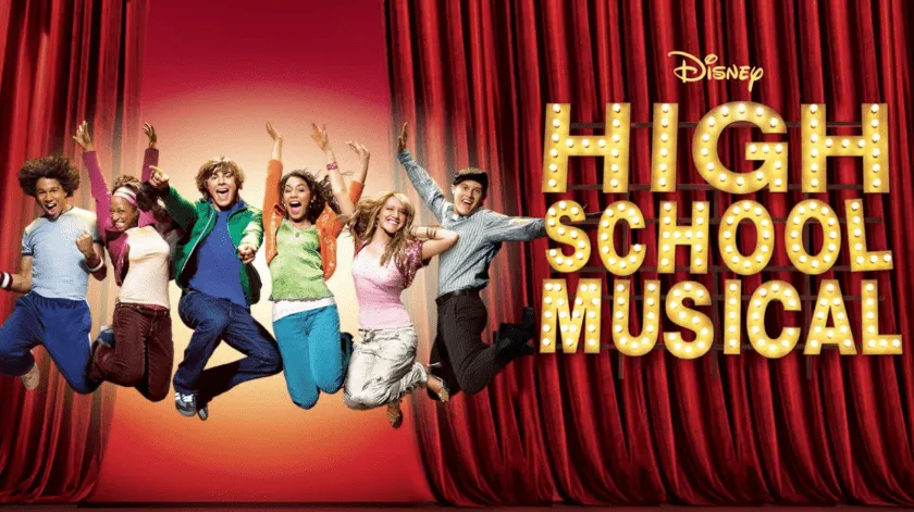 Zac Efron enloquece a los fans al regresar al East High