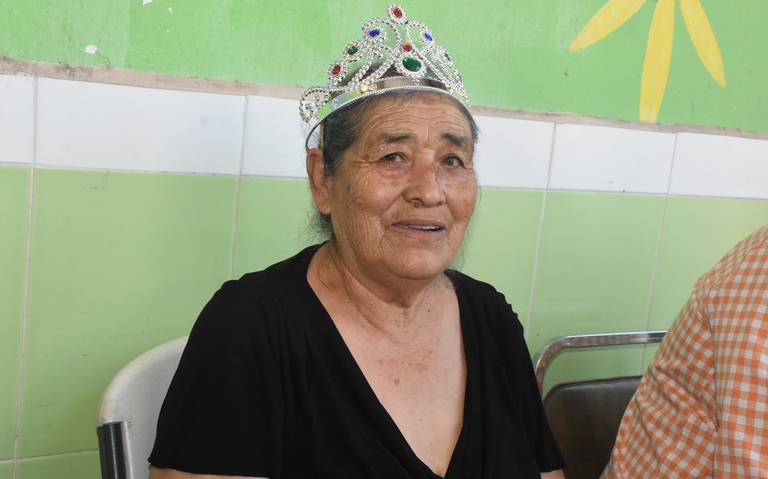 Adultos mayores encuentran una nueva familia en asilo Rincón del Amor