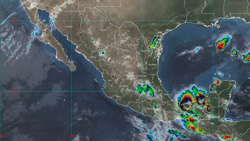 Cielo medio nublado la mayor parte del día con lluvias puntuales fuertes en Michoacán